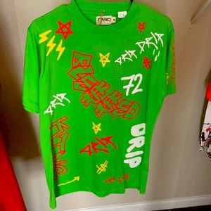 Cool shirt got shorts to match I'm a post to that match the colors/Style